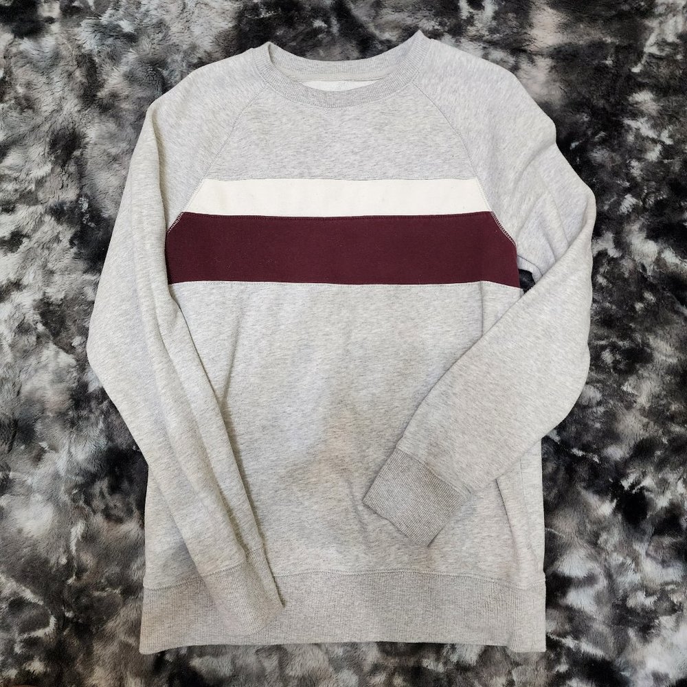 Goodfellow crewneck sweater